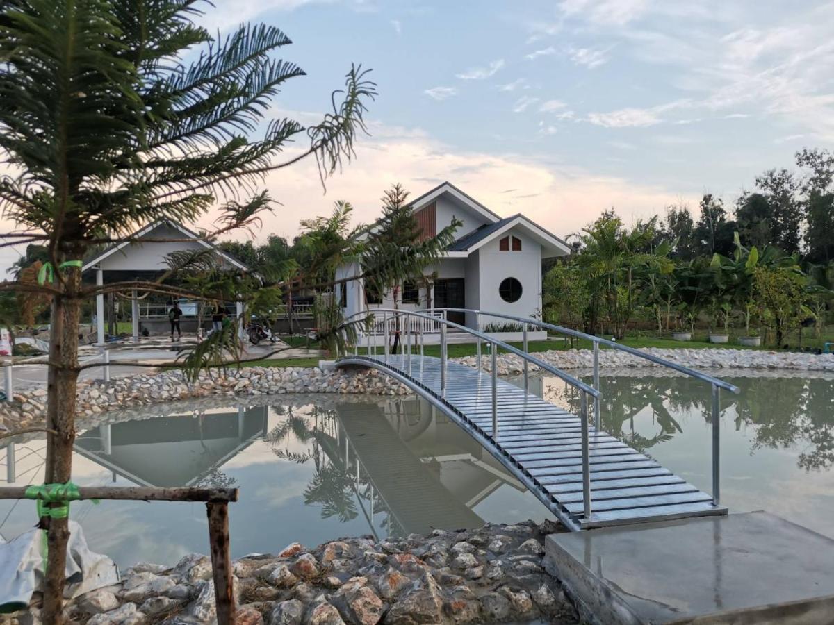 Numhom Resort Ban Nong Chum Saeng Esterno foto
