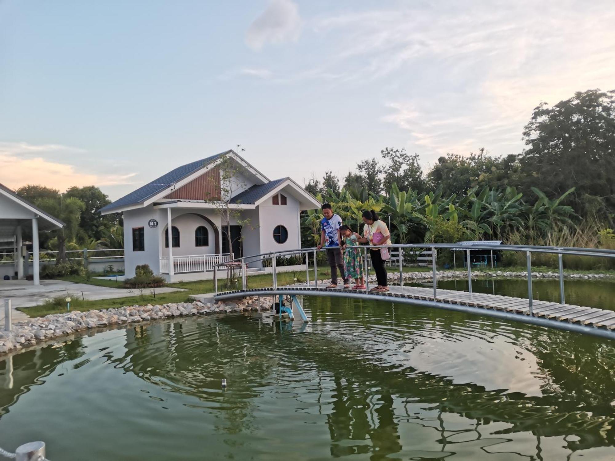 Numhom Resort Ban Nong Chum Saeng Esterno foto