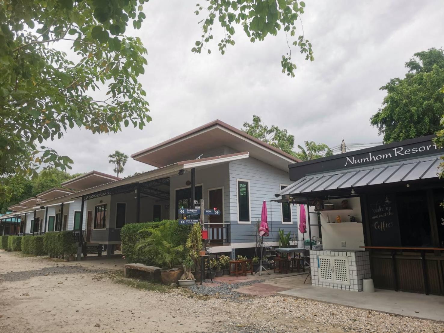 Numhom Resort Ban Nong Chum Saeng Esterno foto