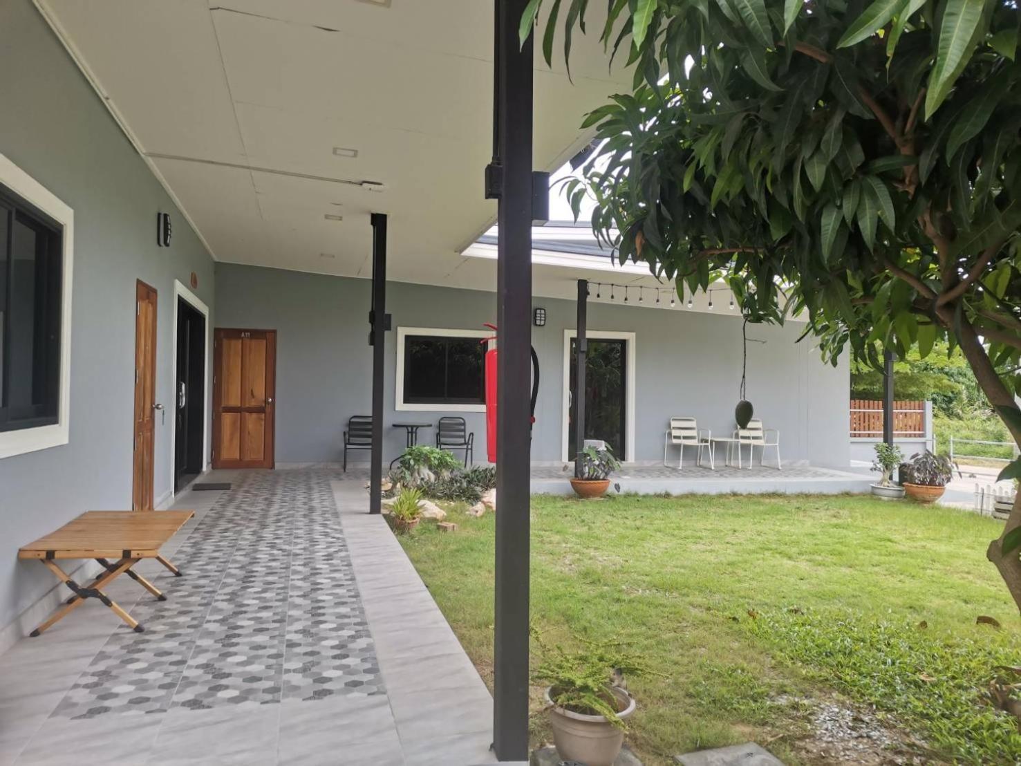 Numhom Resort Ban Nong Chum Saeng Esterno foto